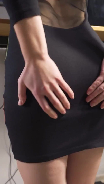 Milf Secretary In Tight Dress Teases Her Visible Panty Line | Clip 1