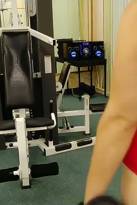 Handsome coach fucks redhead mature slut in the gym