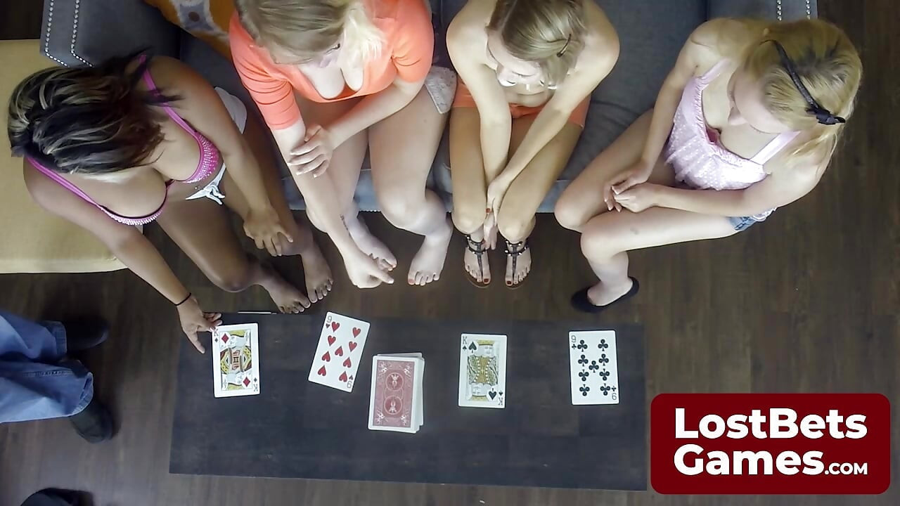 The naked Screw Your Neighbor game loser becomes the table