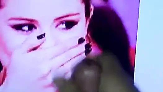 selena gomez eğdi