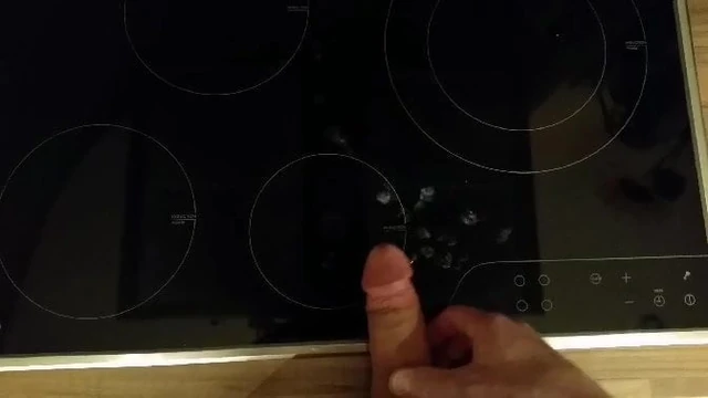 Amateur Cumshot on the cooker dirty talk german