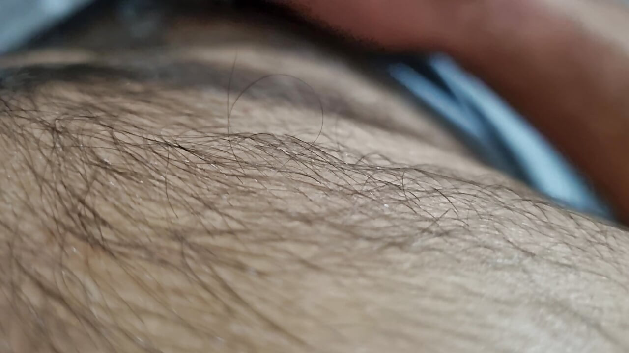 Hairy enjoyed watching porn at the end of the day at the office, I came 2 times in a row
