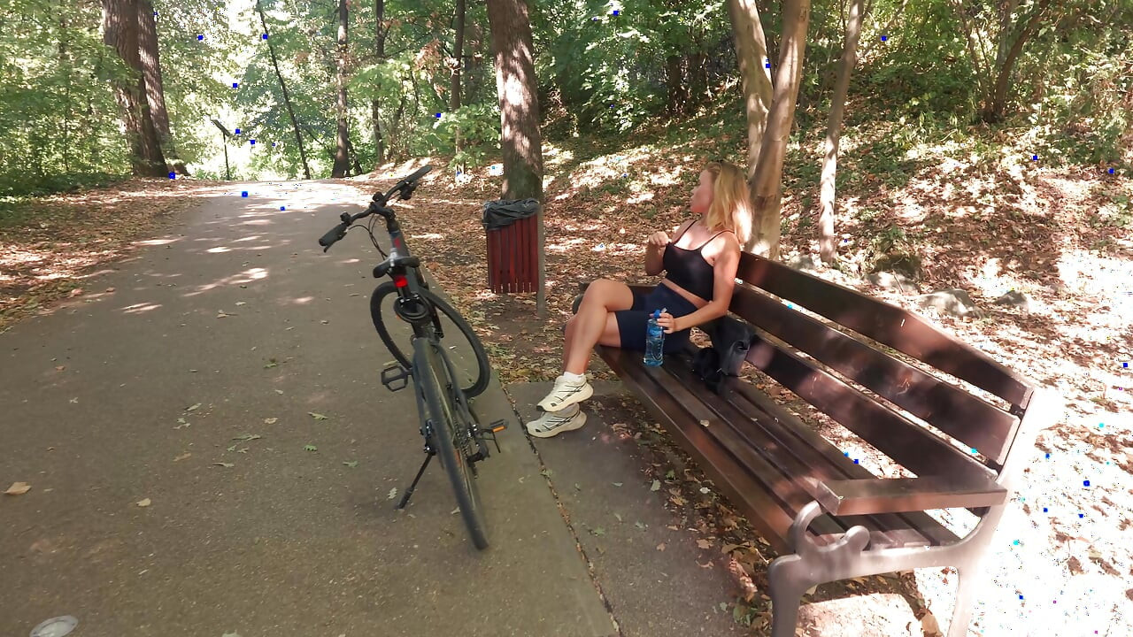 I Sucked a Stranger’s Big Cock in the Park Risky Outdoor Sex