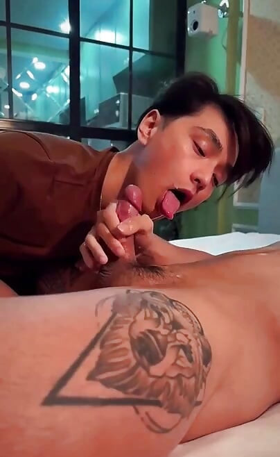 Asia Tattoo fucked a stranger straight boy