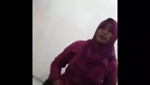 Indonesia hijab mamada