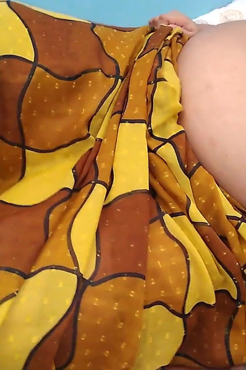 Asian Maid Was Sneakily Resting, Fucked After Seeing The Owner