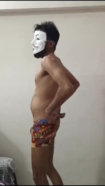 Meu show semi-nu e divertido | Clipe 1