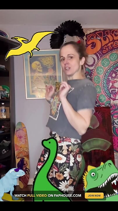 ¡Estamos Dino bailando!