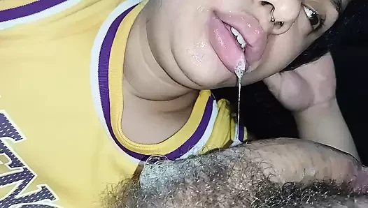 DESTROYING THE MOUTH OF THE GLUTTONOUS BITCH who devours the cock to the...