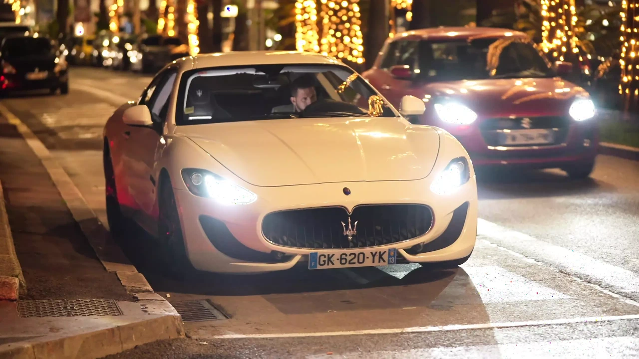 Alice第一次被干菊花