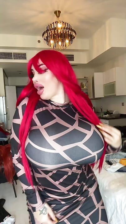 Madura jefe milf exige horas extras - asunto de oficina