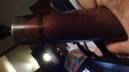 cock pumping vid
