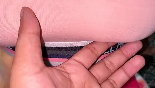 Desi indisches schönes mädchen enge muschi und großer schwanz typ süßes desi mädchen erstmals xxx video