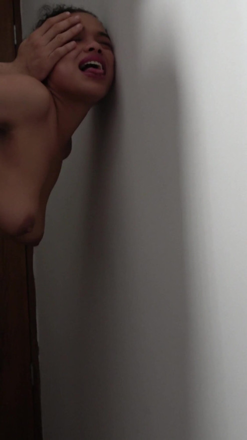 Voluptuous girl is fucked hard standing up until he cums inside her | Clip 1