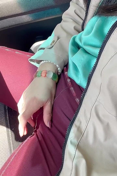 Piss on the Ground Then Come in Car