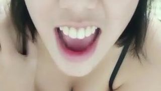 Des filles indonésiennes se masturbent - Aglovita
