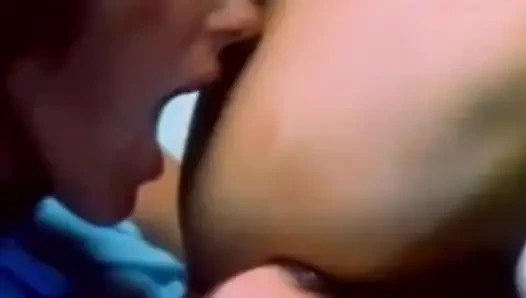 На подступающих классических красоток