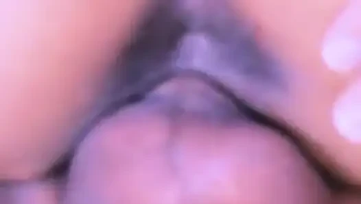 Açgözlü en iyi arkadaş en iyi arkadaşının erkek arkadaşının yarağına biniyor
