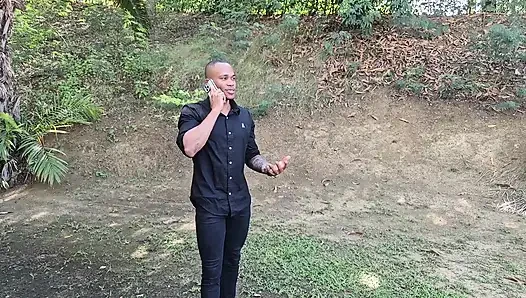 Suami cuckold saya menangkap saya dengan teman saya dan sopirnya
