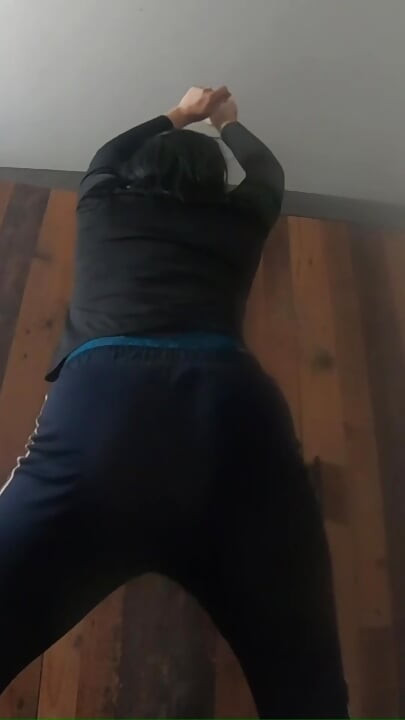 Workout Clothes Try on with Pee Fetish