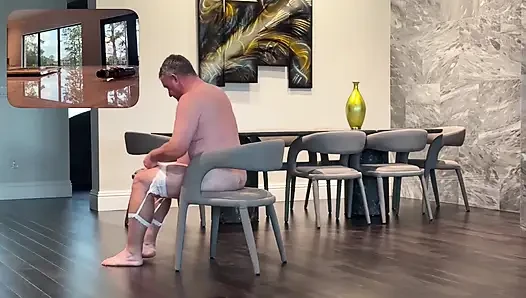 Daha fazla tanga ve külot modellik yapıyor