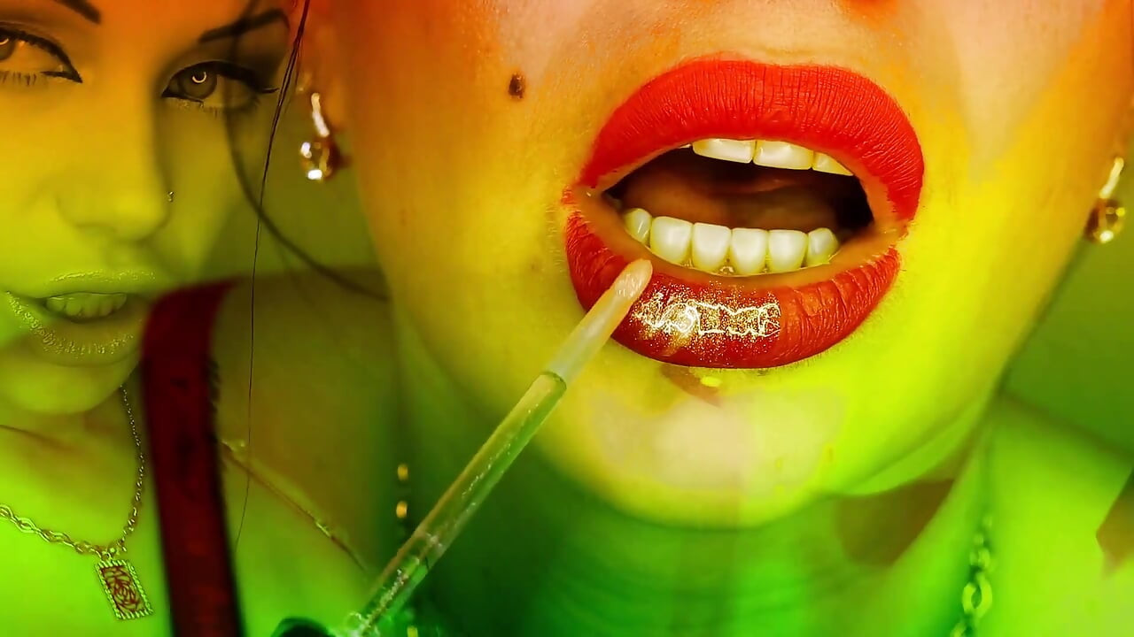 De meest betoverende rode lippenstiften over je heen