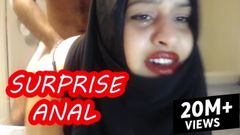 Doloroso sorpresa anale con donna sposata che indossa un hijab!