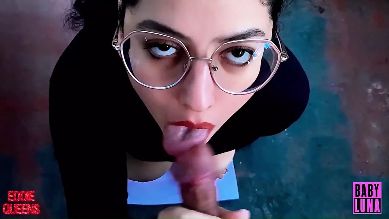 I sucked his cock outside anyone could've seen us 😳Part 1