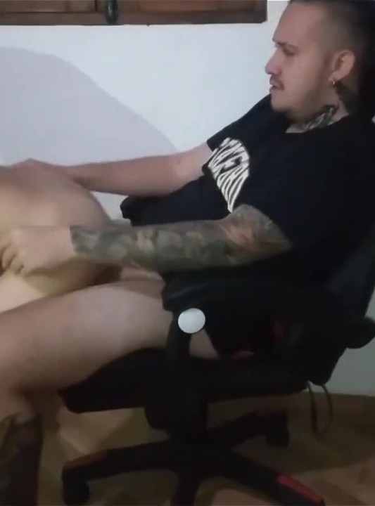 Sahabat istriku ngentot enak banget