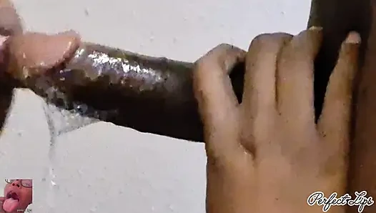 Bibir lembut mengisap kontol super ceroboh