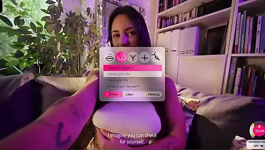 Cobalah untuk merayu dan meniduri Venus Rey di game porno interaktif ini