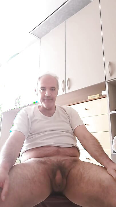 Latihan Awal untuk Mula Melancap dengan Keseronokan!