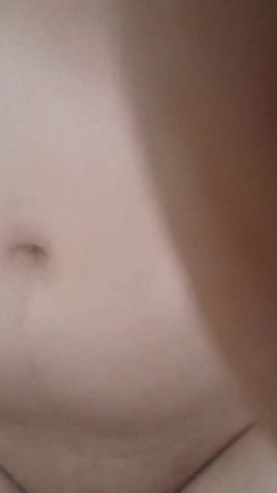 I am 20 years old and I have a master's degree in sex with an older man. I want a big penis that hurts me. | Clip 1