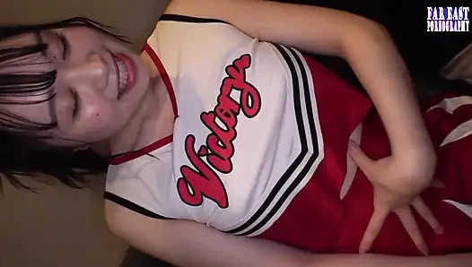 Dolgun vücutlu kaygan ziyafette sırılsıklam f bardakla kaygan yağ sırılsıklam gulp bölüm 5