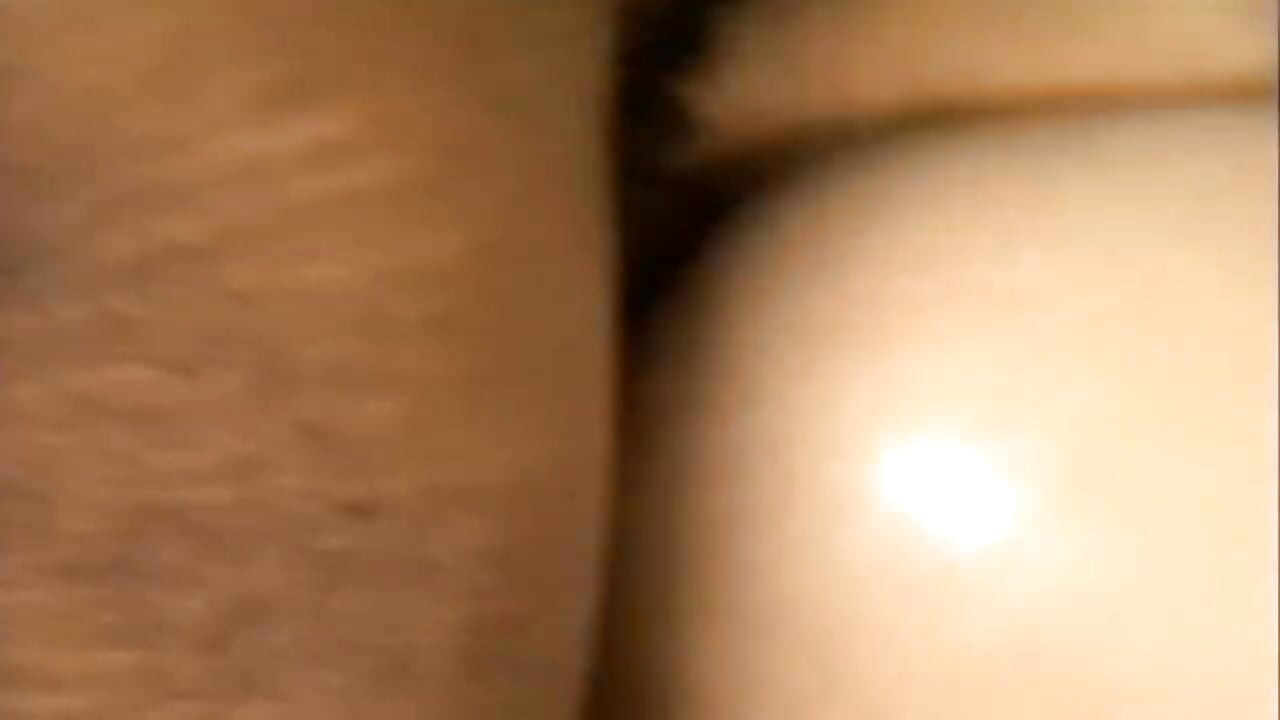 Verlangen eskaliert wenn alle Sicherungen durchbrennen ohne