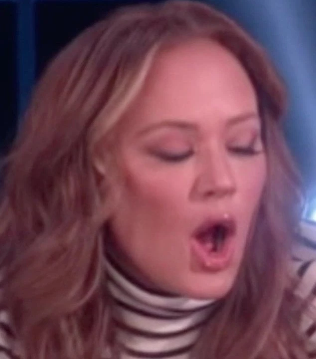 Leah Remini Loop #3