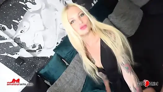 Heißes Amateur Compilation Video mit Elysia18, SiennaSimon und mehr