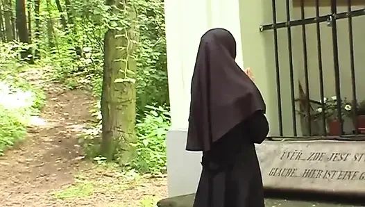 Pussy fucking pussy fingering in the forest...cum in mouth