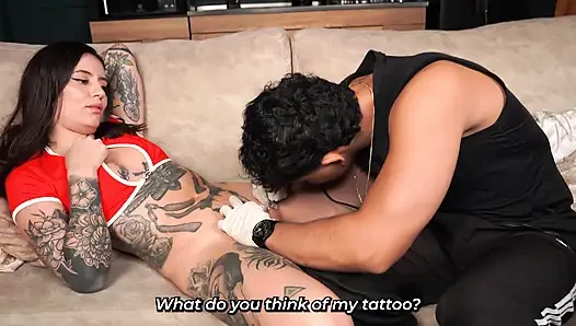 Big tattoo - Tattooed woman wants a tattoo on her pussy. Guess what ended up happening?