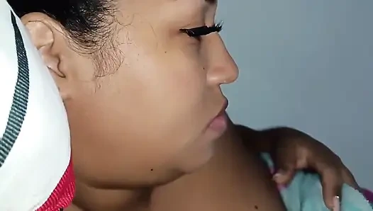 Tennessee Usa'dan evli kadın beni nasıl boşaltacaklarını biliyor!