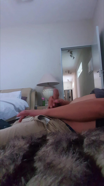 とてもムラムラしたのでオナニーしなければなりません