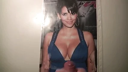 halle berry üzerinde Cum