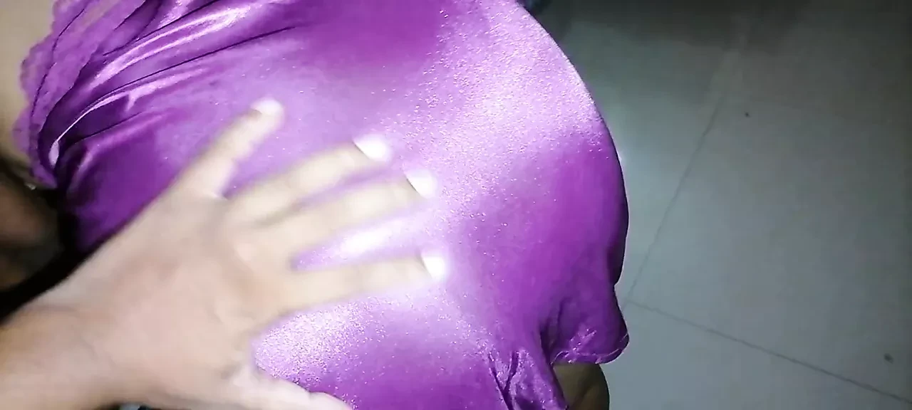 Famous Actress Anne has big boobs and a juicy pussy, naked stepmom fucks with driver