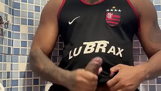 Flamengo Gömleğiyle Boşalma