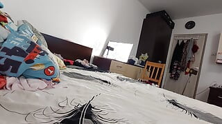 Sexy haarige muschi, ehefrau probiert höschen an. Sexy ehefrau trainiert zu hause nackt. Amateur-ehefrau masturbiert mit ihren fingern in ihrer muschi.
