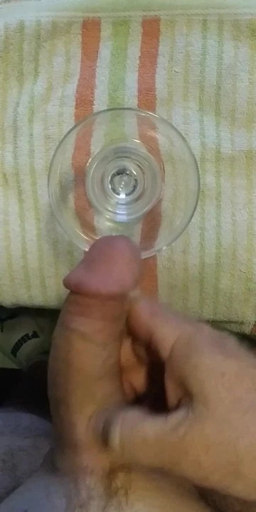 Menyentak ke kaca (beban tebal)