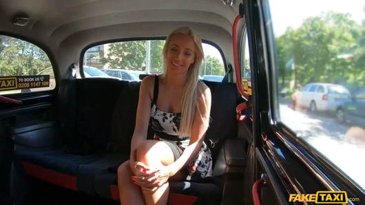 Fake Taxi - Emily Bright настолько красивая и тугая, что она может заставить любого кончить