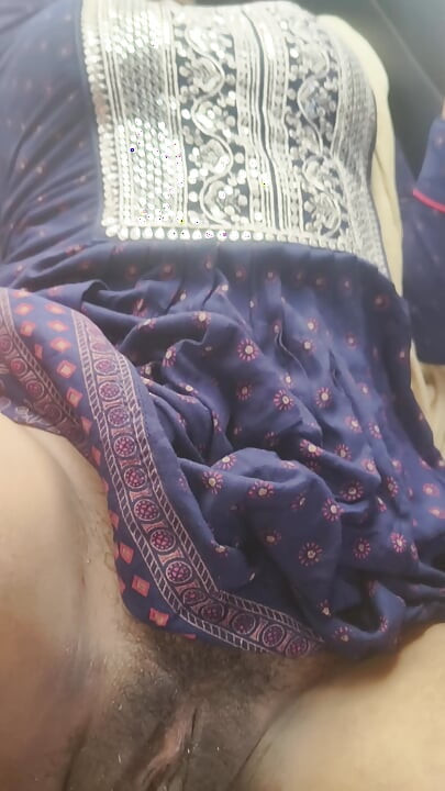Indian mallu aunty foreplay