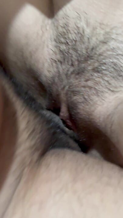 자지를 따먹는 통통한 보지