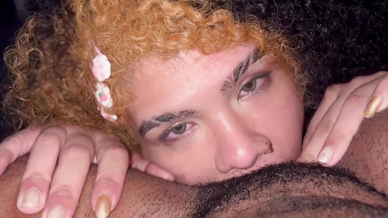 Namorada Trans Chupa E Me Fez Gozar Gostoso, Retribui Chupando O Pau Dela